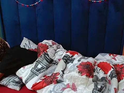 HotCreamyTea webcam