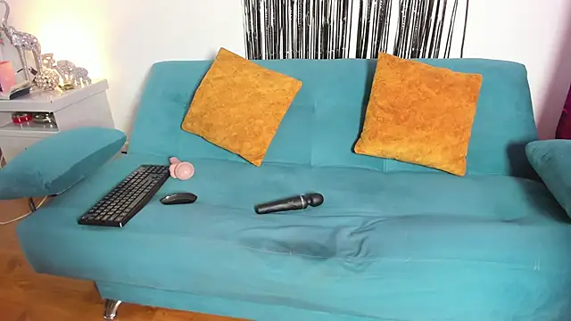 Victoria_Jonness webcam