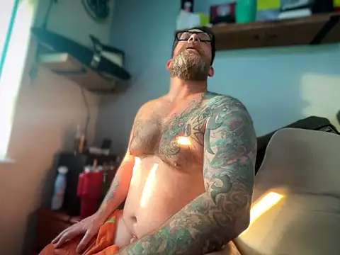 Tattooednakedguy webcam