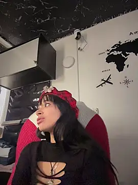 sasha-firee (F young) - off pantyes+ show asshole