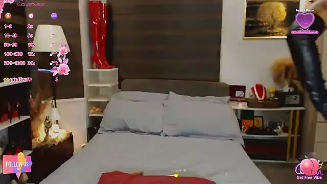 SeductiveVictoria's room