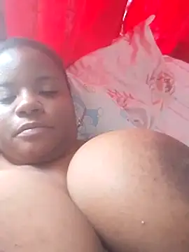 bigtitssxx webcam