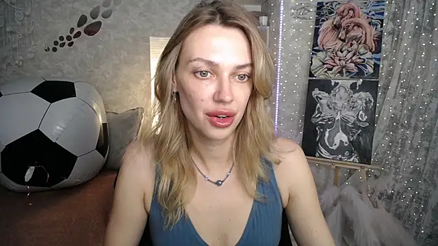 NickyAdamidi webcam