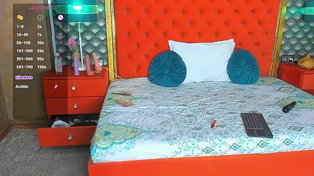 VallerieJones webcam