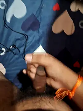 unhopeddear (M twink) - Full open  view of my body