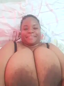 bigtitssxx webcam