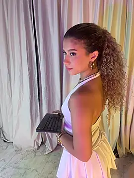 Melina-Smith webcam