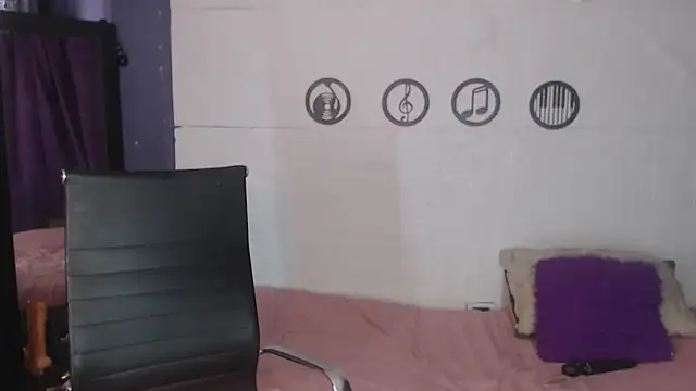 skinny_Yizz webcam