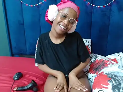 HotCreamyTea webcam