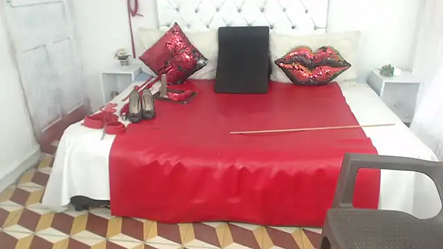Sweetbigcatt webcam