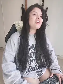 Pervyangell webcam