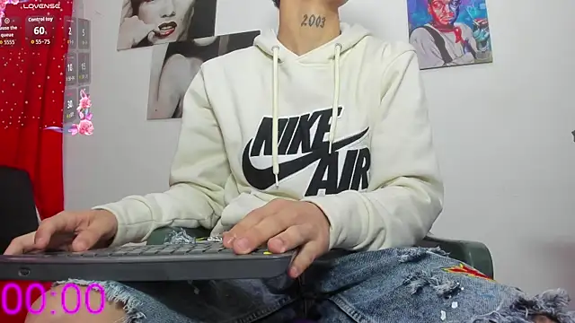 big_hot_boy_ webcam