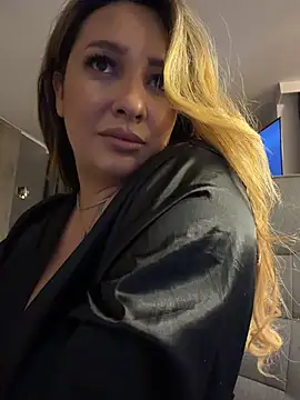 YaaraCollins webcam