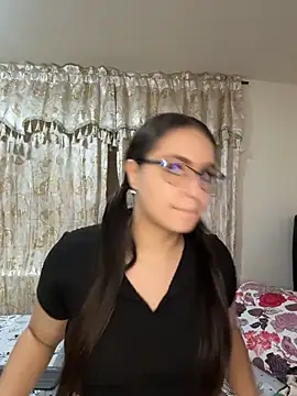 tayler_kim (F young) - off panty