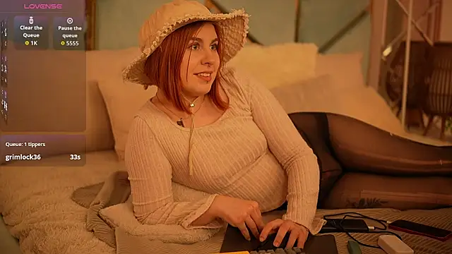 GingerPinky webcam