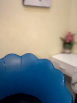 LeylaKnox webcam