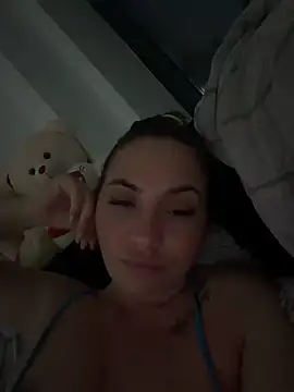 BabyyDoll21 webcam