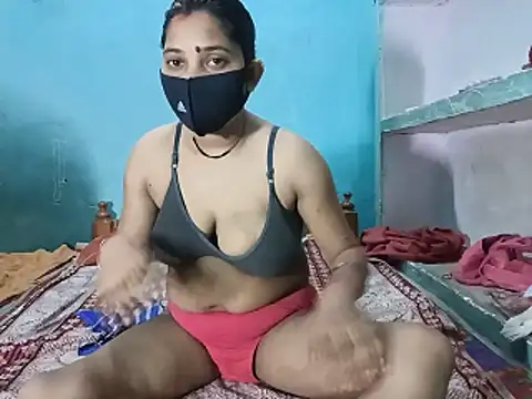 Cute_kirti777 webcam