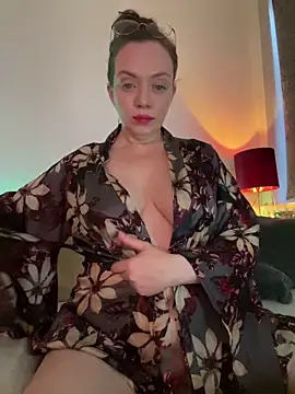 FemDom_RubyKnightXXO webcam