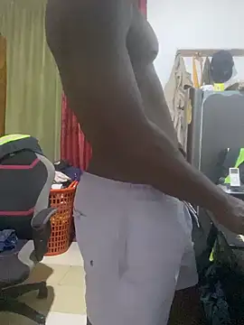 Pornhouse420 webcam