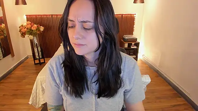 KatherineBond webcam