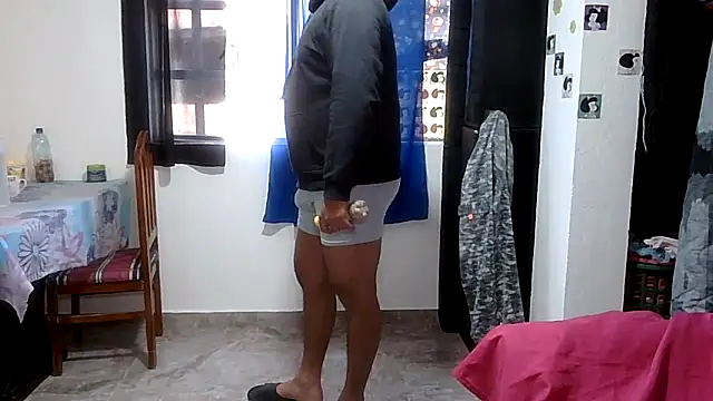 Boycuriousxxx webcam