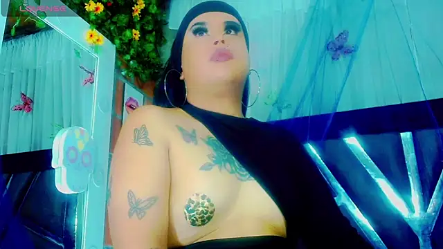 nauthyvalentina webcam