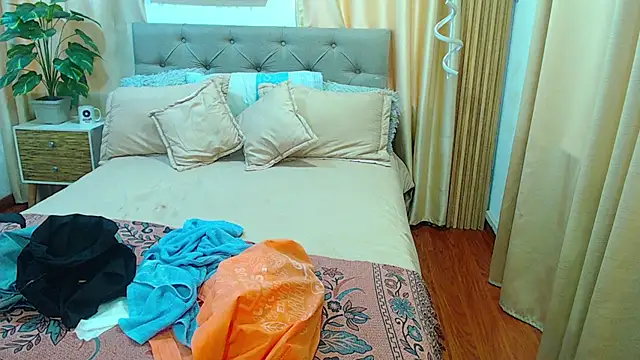 sasi_luna webcam
