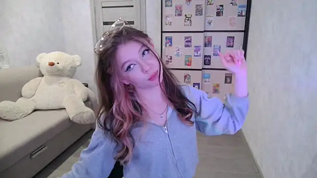 GinnyBlacky webcam