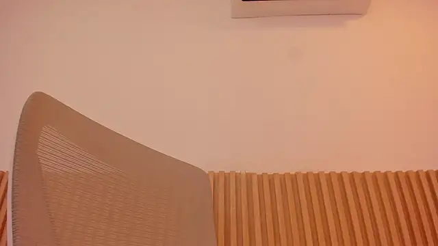 OliviaSweett webcam