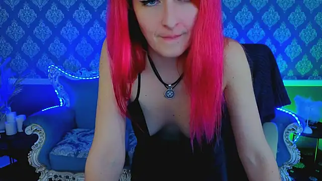 BrandyBloom webcam