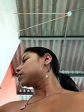 AngelicaStorms webcam