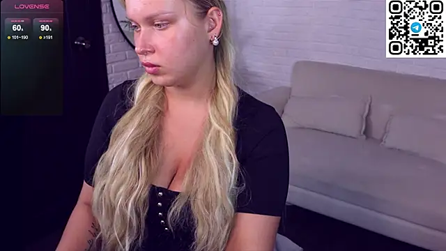 angelic_coy webcam