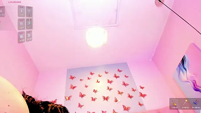 Nahomi-Rosee webcam