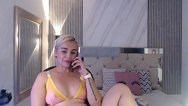 ashley__tylor webcam
