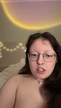 EmiSparks webcam