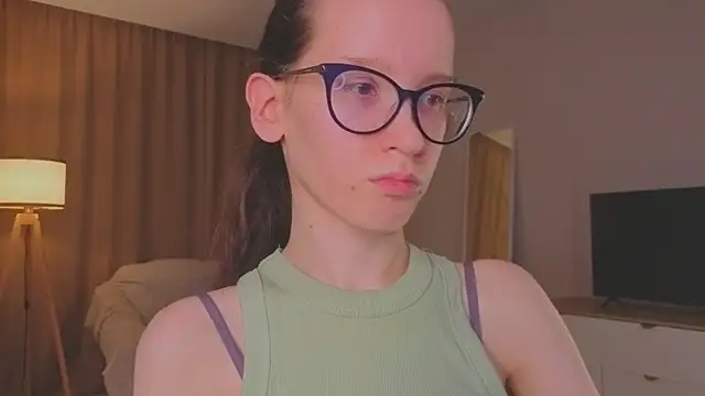BettyBrowni webcam