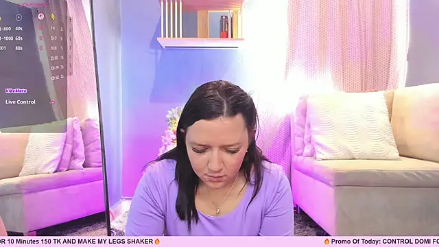 _EmilyJireh_ webcam