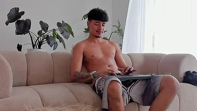 Ian_and_Noah webcam