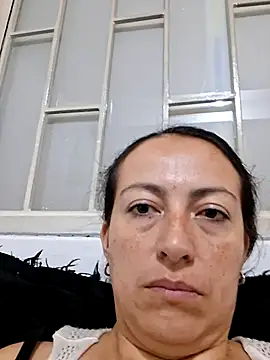 Lauryn_Jones webcam