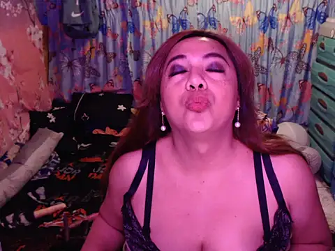 TsMiia_Curve webcam