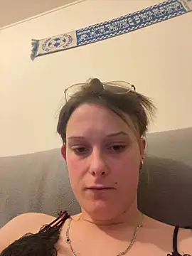 Quenn667 webcam