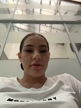 MegaanRouse_ webcam