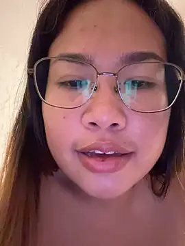 Ponthip webcam