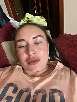 Roxana_Bell webcam