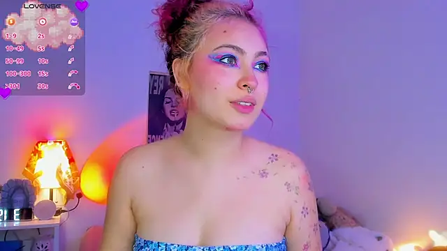 MarieTaylor_ webcam