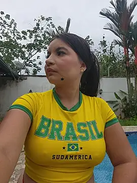 Pretty_Julieta webcam