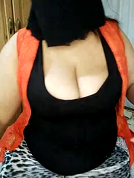 Farisa-24 webcam