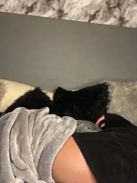 Hot_Mess18 webcam