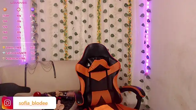 sofiacurvy_45 webcam